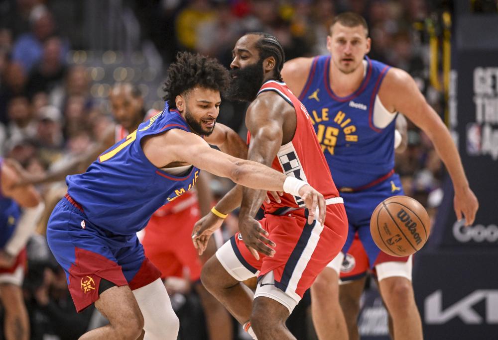 乔-哈特:霍伊伦没得到太多支持,并且曼联还把所有问题都丢给他.